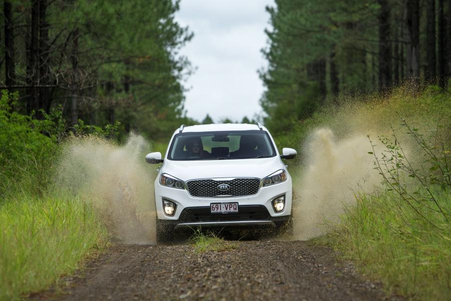  Kia Sorento 2015 года  (AU) (фото 21 из 24)